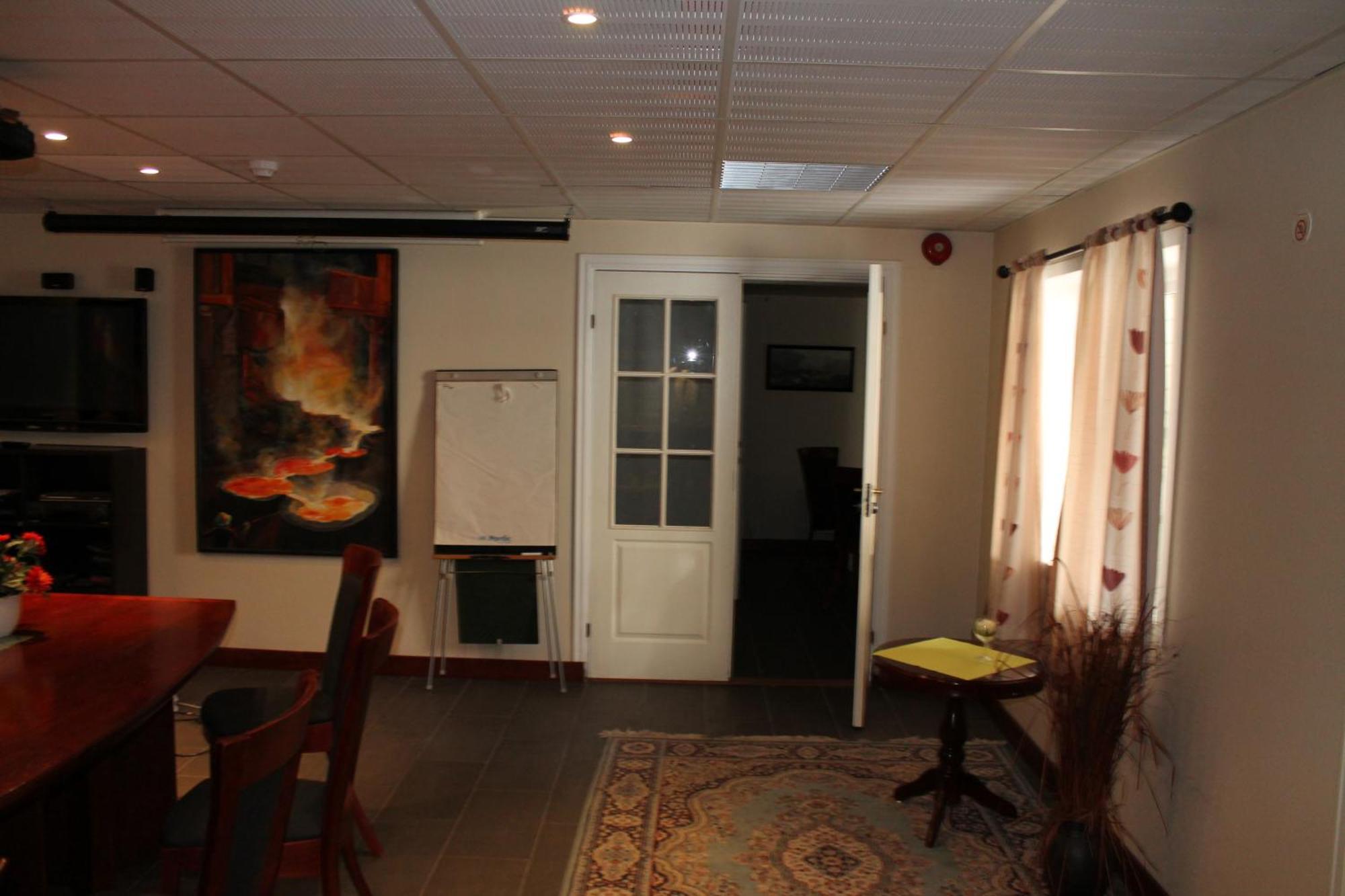 Klover Hotel Sauda Luaran gambar